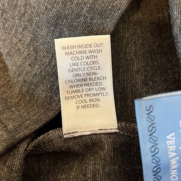 Simply Vera  by Vera Wang. Gray pull on pants. Size L Long - Picture 4 of 8